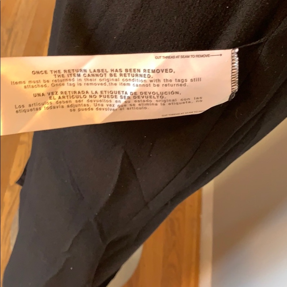 ๐๐HP๐๐DTP Estella Crepe Trumpet GownNWT - Picture 7 of 10